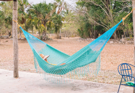 Sky Macramé Hammock / Turquoise