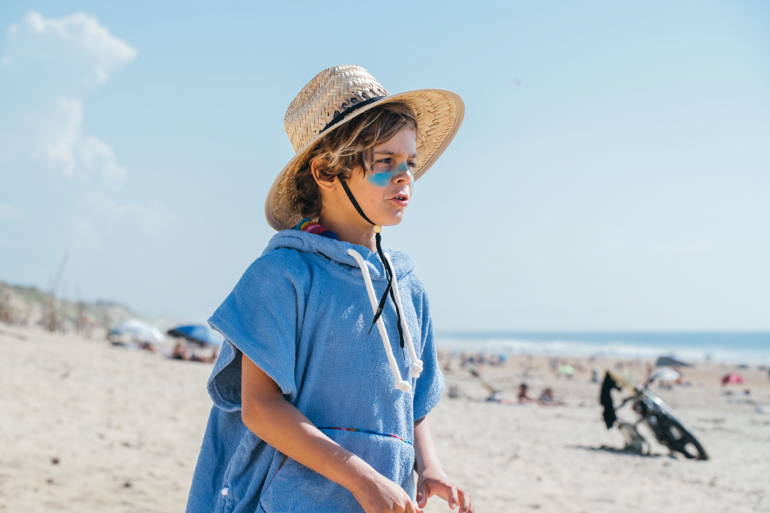 Pakal-2026-compressé-@JérémieGabrien-3 Denim Blue Kids Towel Poncho / Blue Rainbow Fabric